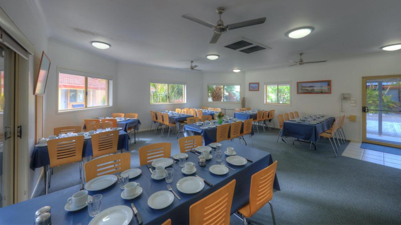Yamba Motor Inn Екстериор снимка
