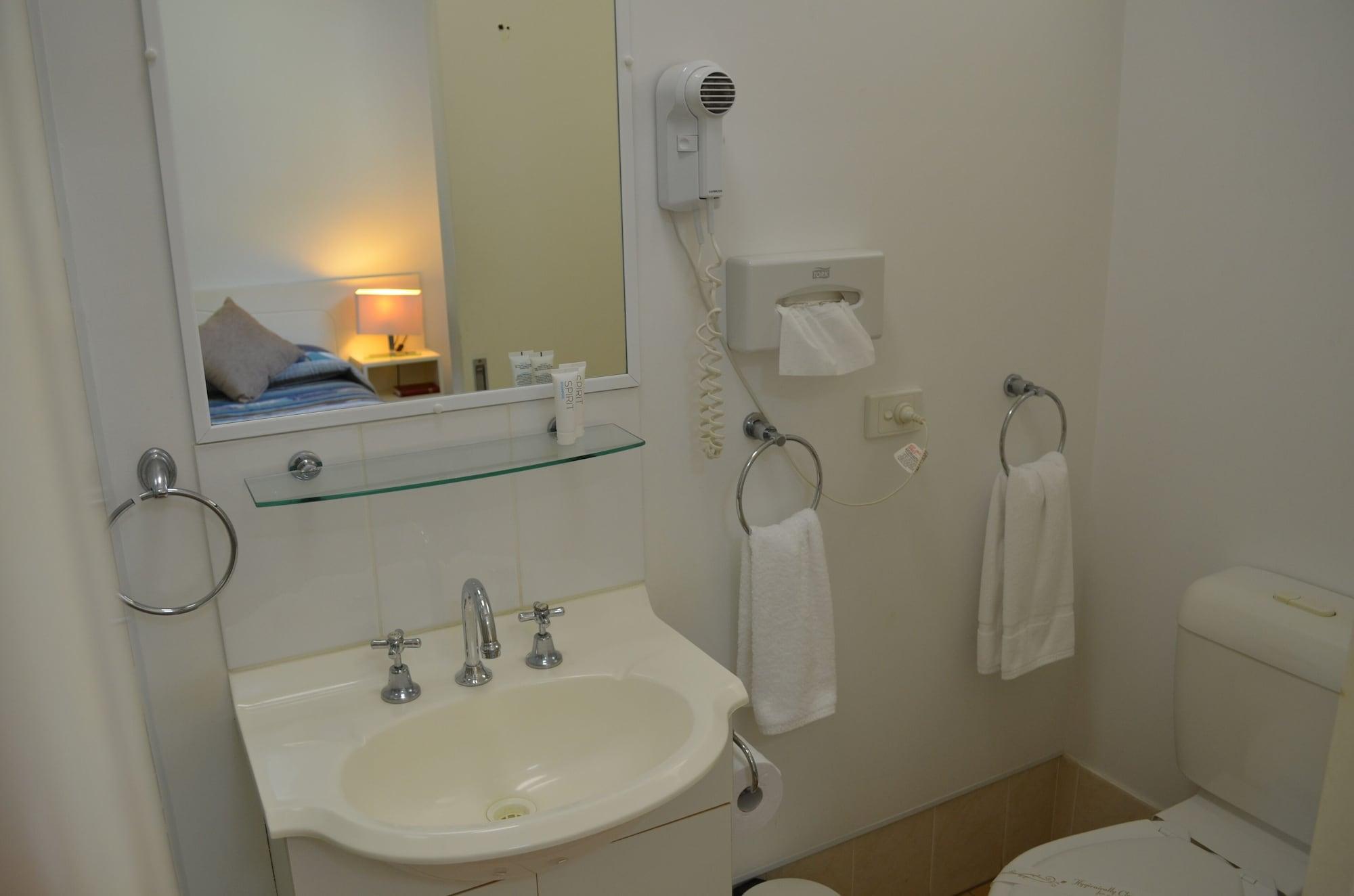 Yamba Motor Inn Екстериор снимка