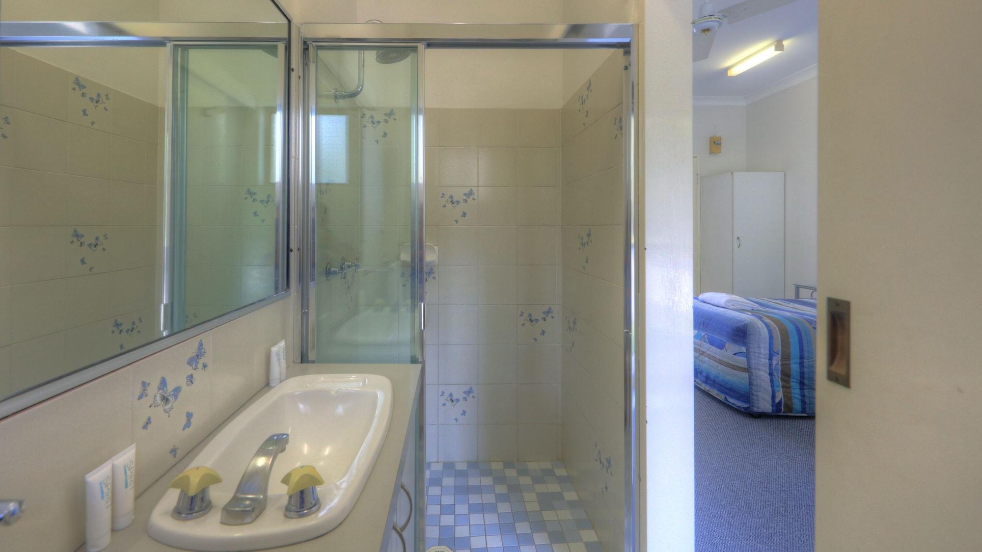 Yamba Motor Inn Екстериор снимка
